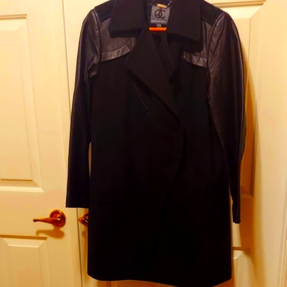 🖤COAT WEATHER!🖤VINTAGE Coat🖤QUEEN COLLECTIO*Genuine Leather* - Picture 5 of 10
